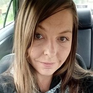 Meet your Posher, Angie